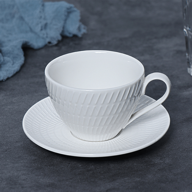 قوانغتشو مورد الفندق أطباق عشاء بيضاء غرامة الطعام طبق سيراميك للحفلات لوحة بورسلين بيضاء مخصصة للمطعم