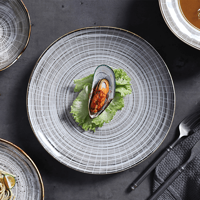 الخاتم السنوي الرمادي