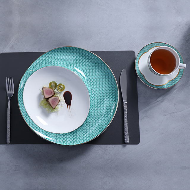 أطباق الطعام الفاخرة في مطعم Platos Para