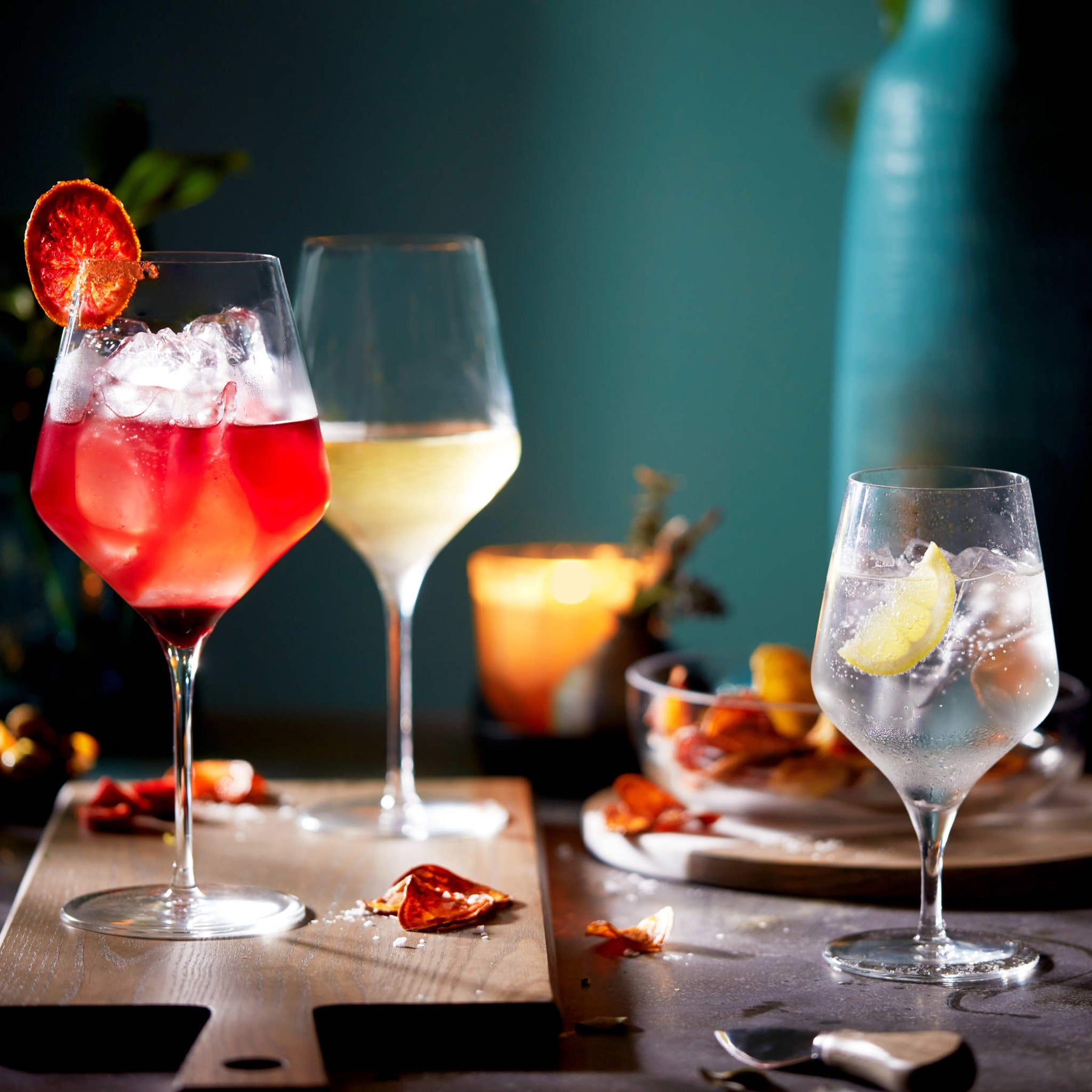 16 أونصة خالية من الرصاص كؤوس شرب للضيافة زجاج نبيذ بوعاء زاوي