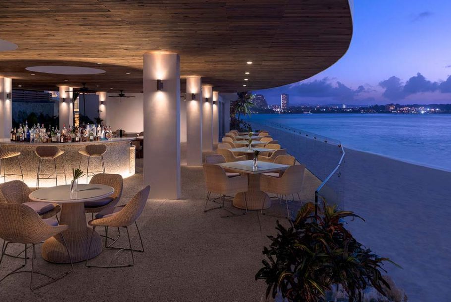 تناول الطعام - منتجع دوسيت ثاني جوام (2)