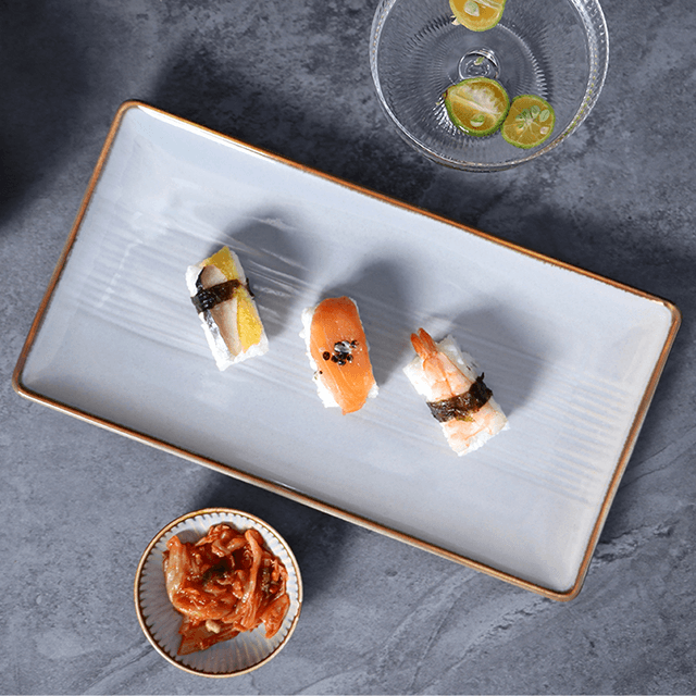 طبق عشاء بورسلين أزرق