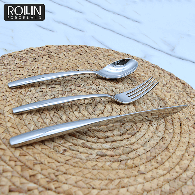 يمكن تخصيص شعار عشاء سكين مجموعات أدوات المائدة غير القابل للصدأ للفندق