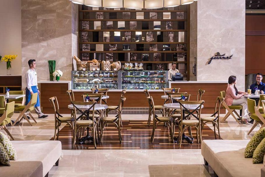 تناول الطعام - منتجع دوسيت ثاني جوام (4)